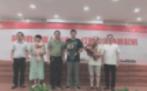 学生毕业欢送会的发言稿