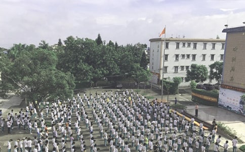 中学散学典礼学生代表发言稿