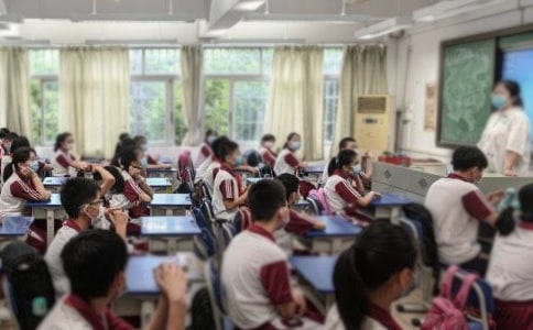 大学生新学期开学演讲稿