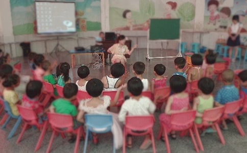 幼儿园师德演讲稿(精选15篇)