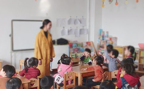 幼儿园师德师风演讲稿(合集15篇)